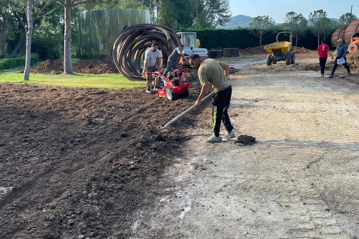 Ab Renov 83 Renovation Villa Saint Raphael Preparation Du Terrain
